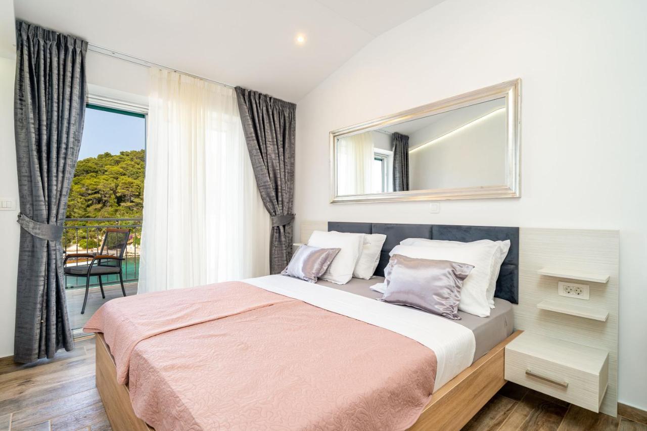 Corallium Lux Apartment *